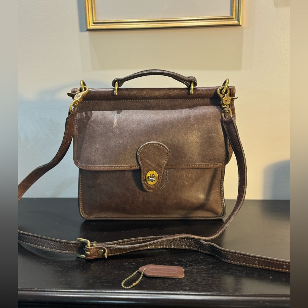 Vintage Coach Willis 9927